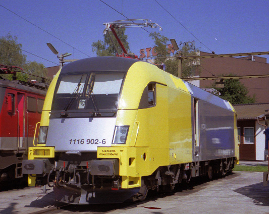 [Dispolok 1116 902 Anfang August 2000 in Linz]