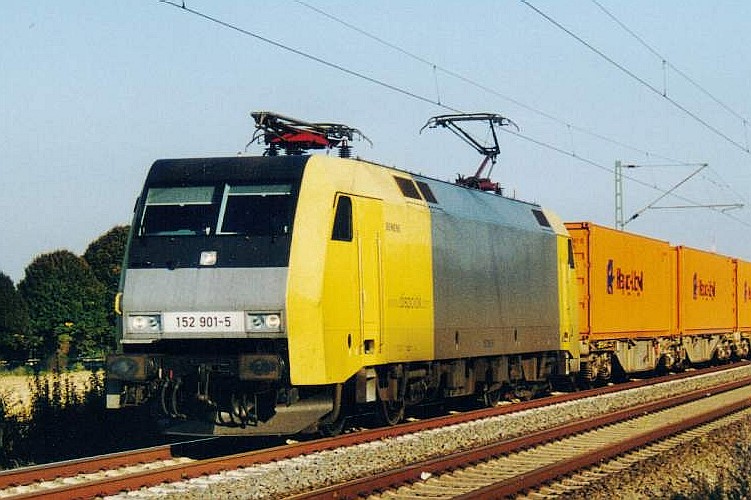 [Dispolok 152 901 am 29.09.2000 bei Bohmte]
