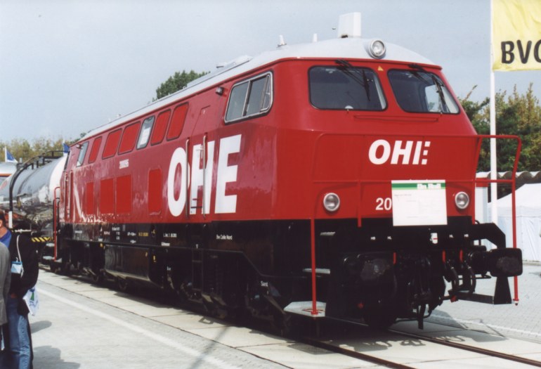 [OHE 2000 96 auf der Innotrans 2000]