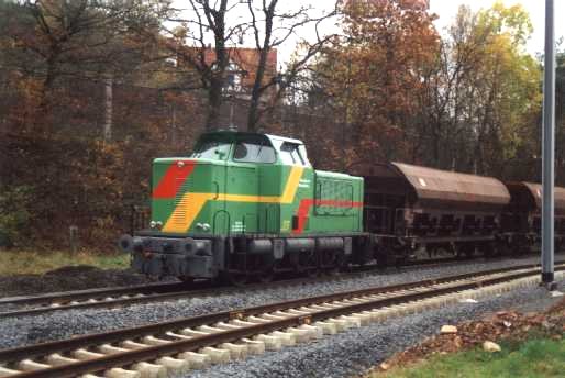 [WAB 23 beim Gleisbaueinsatz im Bahnhof Helsa (04.11.2000)]