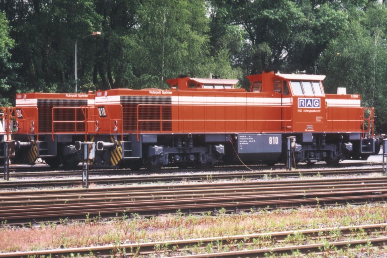 [BuH/RAG 810 im Sommer 1999 in Dortmund-Obernette/Depot Mooskamp]