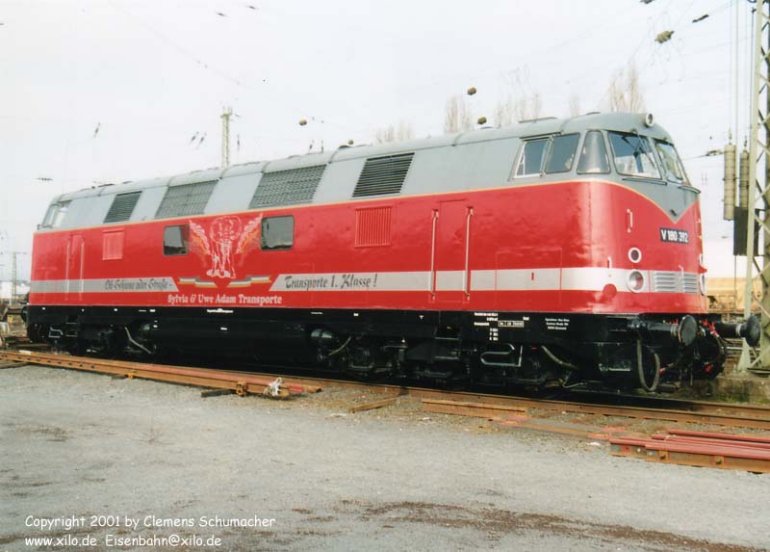 [V180 392 steht am 03.03.2001 in Neuwied]