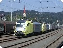 [TXL/boxXpress Dispoloks ES 64 U2-009 und -032 mit DFG 46113 auf dem Weg zum Brenner]