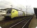[ES 64 U2-096 mit IGE Bahntouristik-Kokszügen in Lehrte ...]