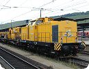 [Knape Gleisbau V150.02 in Würzburg Hbf]