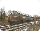 [V170 1143 holt die defekte V170 1125 in Neustadt/Orla ab]