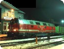 [V180 256 mit dem Holzzug nach Blankenstein im Spitzkehrenbahnhof Lobenstein]