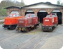 [Die ehemalige OHE 8000 11 trifft in Lneburg auf AVL V46.01 und OHE 1200 51.]