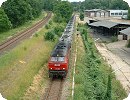 [OHE 2000 96 mit einem Militärzug in Lüneburg Süd]