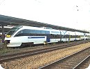 [Der erste InterConnex - hier in Berlin Lichtenberg - erhält Zuwachs...]