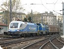 [V2302 trifft im Schlepp von 1116 911 in Salzburg ein]