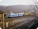 [... mit einem Schotterreinigungszug ...]