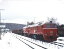 [EBG V200.09 und .08 erreichen am 21.12.1999 am Zugschluß von TKC 44166 den Bf. Schirnding]