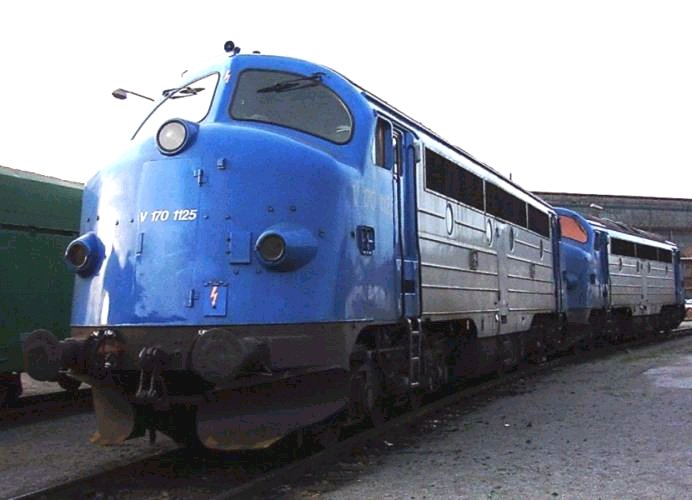 [V170 1125 und 1131 als Leihloks bei der DE (April 2001)]