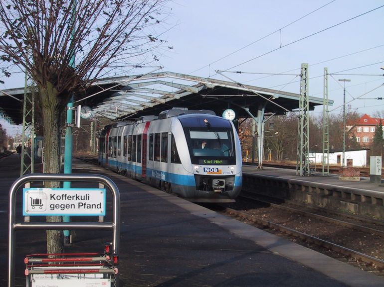 [NOB VT 304 am 25.11.2000 in Rendsburg]