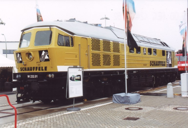 [Schauffele W 232.01 auf der Innotrans 2000]