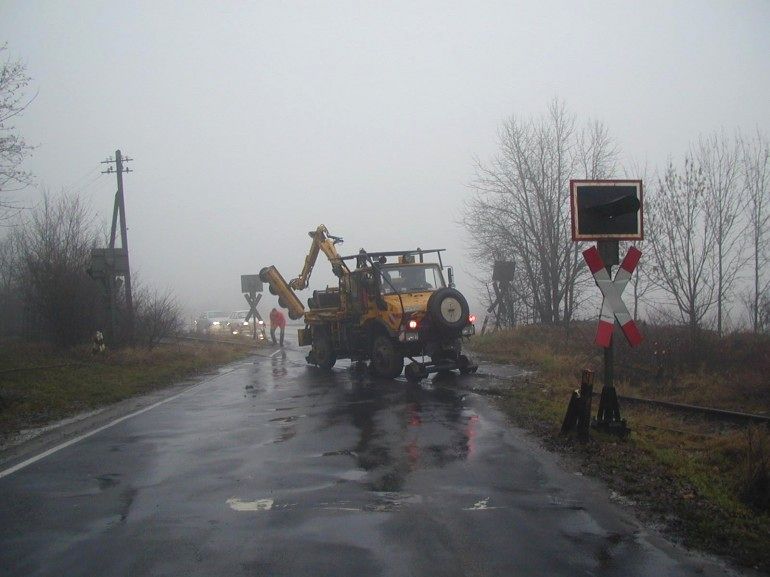 [Freischnitt der Strecke Seligenstadt - Volkach mittels Unimog]